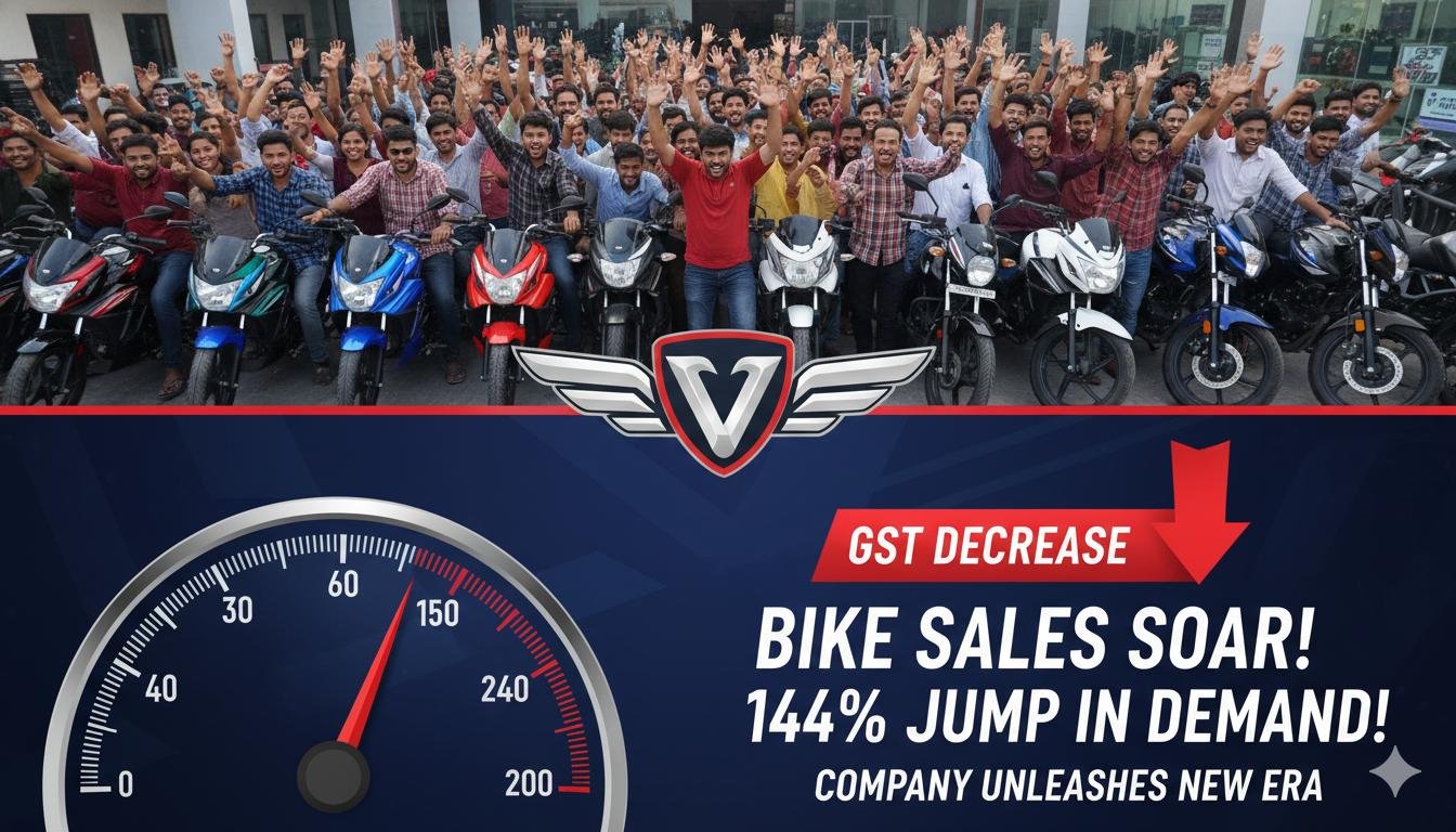 KTM ड्यूक बाइक की चमकदार इमेज, जीएसटी कटौती के बाद बढ़ती डिमांड को दिखाते हुए ग्राहक भीड़ के साथ